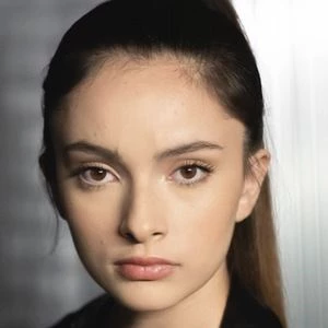 Paris Bravo - Wiki, Family, Bio, Birthdate, Networth & More