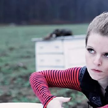 Brenna Stewart - Age, Bio, Birthdate, Family, Networth & More