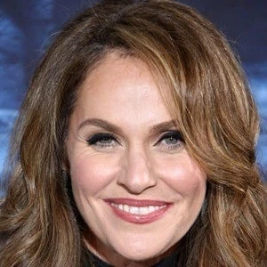 Amy Brenneman Biography
