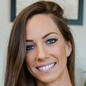 Janna Breslin Biography