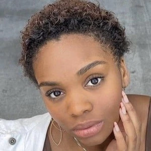 Camryn Bridges - Profession, Biography, Birthdate, Family, Wiki & More