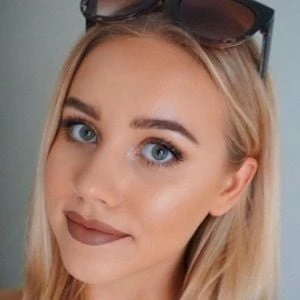 Casee Brimblecombe Biography