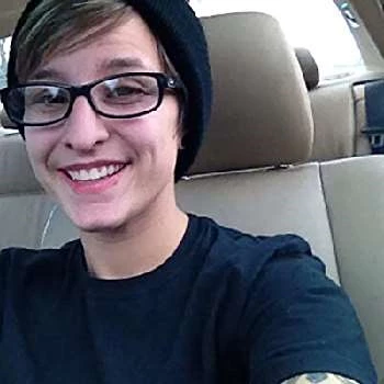 Britni Spooner - Age, Bio, Birthdate, Family, Networth & More