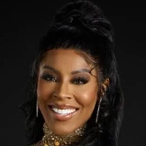 Caroline Brooks Biography