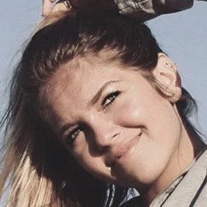 Brenna Brown - Parents, Networth, Bio, Birthdate, Family Wiki & More