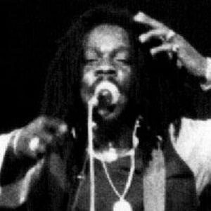 Dennis Brown - Age, Bio, Birthdate, Family, Networth & More