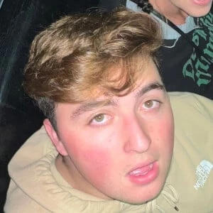 Damian Brunton - Biography, Birthdate, Family, Networth & More