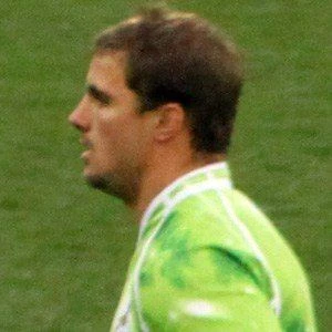 Heinrich Brussow - Age, Height, Birthdate, Family, Wiki & More