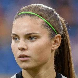 Signe Bruun Biography