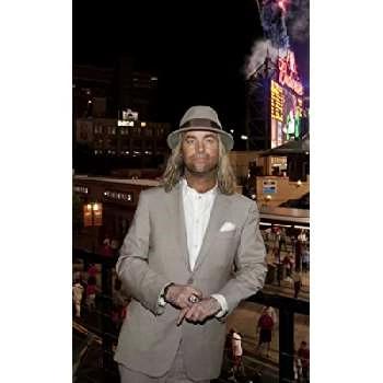 Bryan David - Age, Bio, Birthdate, Family, Networth & More