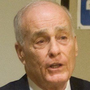 Vincent T. Bugliosi Jr. Biography