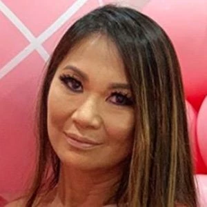 Jenny Bui Biography