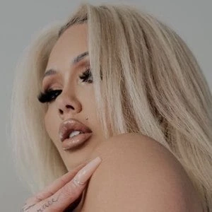 Bunnie Xo Biography