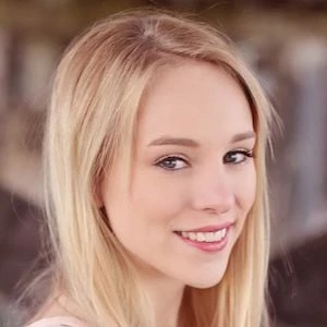 Rachael Burgess Biography