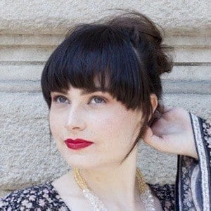 Molly Burke Biography