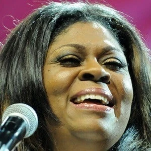 Kim Burrell Biography