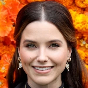 Sophia Bush Biography