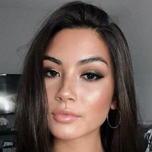 Sarah Butler - Biography, Birthday, Wiki, Family, Networth & More