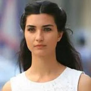 Tuba Buyukustun Biography