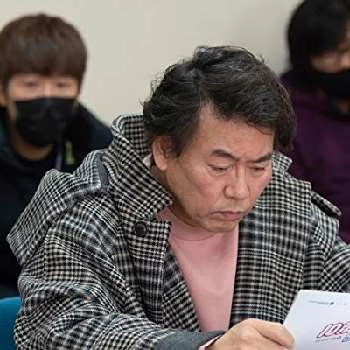 Byung-Joon Lee - Networth, Bio, Wiki, Family, Birthday, Networth & More