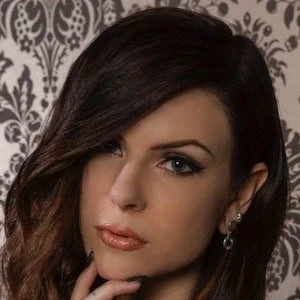 Cally-Jo Biography