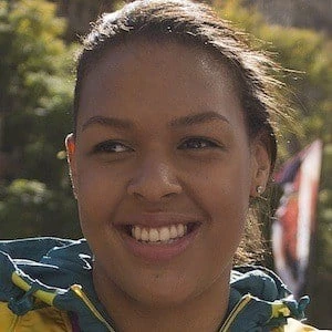 Liz Cambage Biography