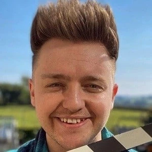 CameramanCarl - Bio, Networth, Family, Age, Birthdate & More