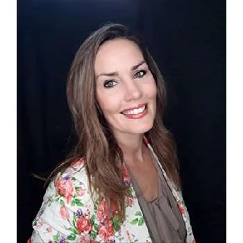 Cami Oh - Age, Bio, Birthdate, Family, Networth & More