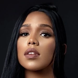 Camila Encarnacion - Networth, Bio, Wiki, Family, Birthday, Networth & More