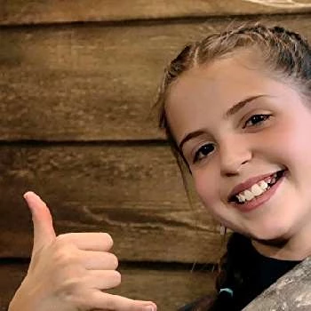 Camille Logsdon - Age, Bio, Birthdate, Family, Networth & More