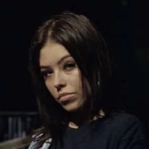 Emily Campos - Adderess, Bio, Birthdate, Family, Wiki & More