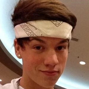 Taylor Caniff Biography