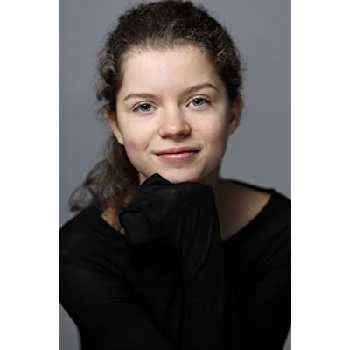 Cara Bossom - Age, Bio, Birthdate, Family, Networth & More