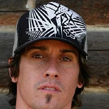 Carey Hart Biography