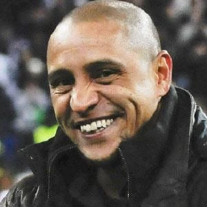 Roberto Carlos - Birthday, Bio, Wiki, Family, Networth & More