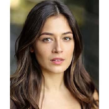 Carlotta Banat - Age, Bio, Birthdate, Family, Networth & More