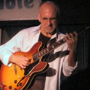 Larry Carlton - Birthdate, Age, Family, Bio, Networth & More