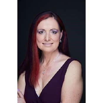 Carlynn de Waal-Smit - Age, Bio, Birthdate, Family, Networth & More