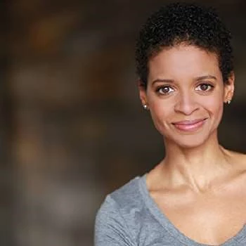 Carmen Gill - Age, Bio, Birthdate, Family, Networth & More