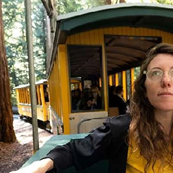 Carmiel Banasky - Age, Bio, Birthdate, Family, Networth & More