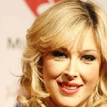 Carnie Wilson - Height, Bio, Wiki, Family, Birthplace, Networth & More