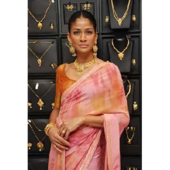 Carol Gracias - Biography, Birthday, Wiki, Family, Networth & More