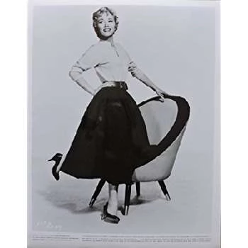 Carole Lesley - Networth, Bio, Wiki, Family, Birthday, Networth & More