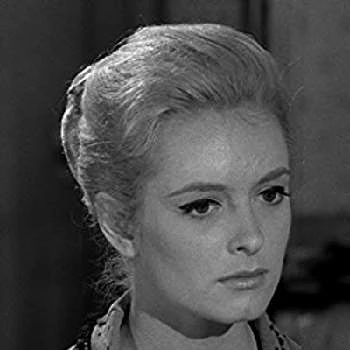 Carole Wells - Family, Bio, Wiki, Dat of Birth, Networth & More