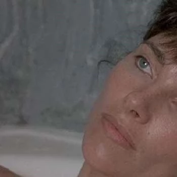 Caroline Berg - Age, Bio, Birthdate, Family, Networth & More