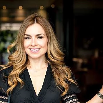 Caroline Desmarais - Age, Bio, Birthdate, Family, Networth & More