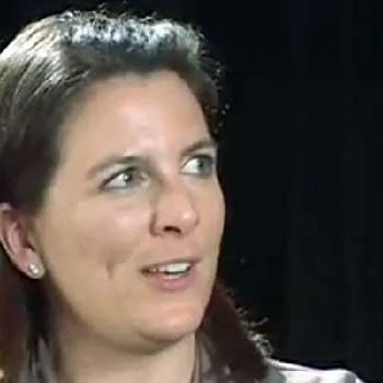 Caroline Héroux Biography
