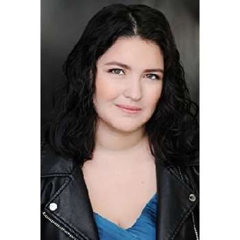 Carolyna Reyes - Age, Bio, Birthdate, Family, Networth & More