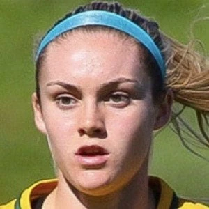 Ellie Carpenter Biography