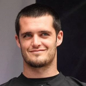 Derek Carr Biography